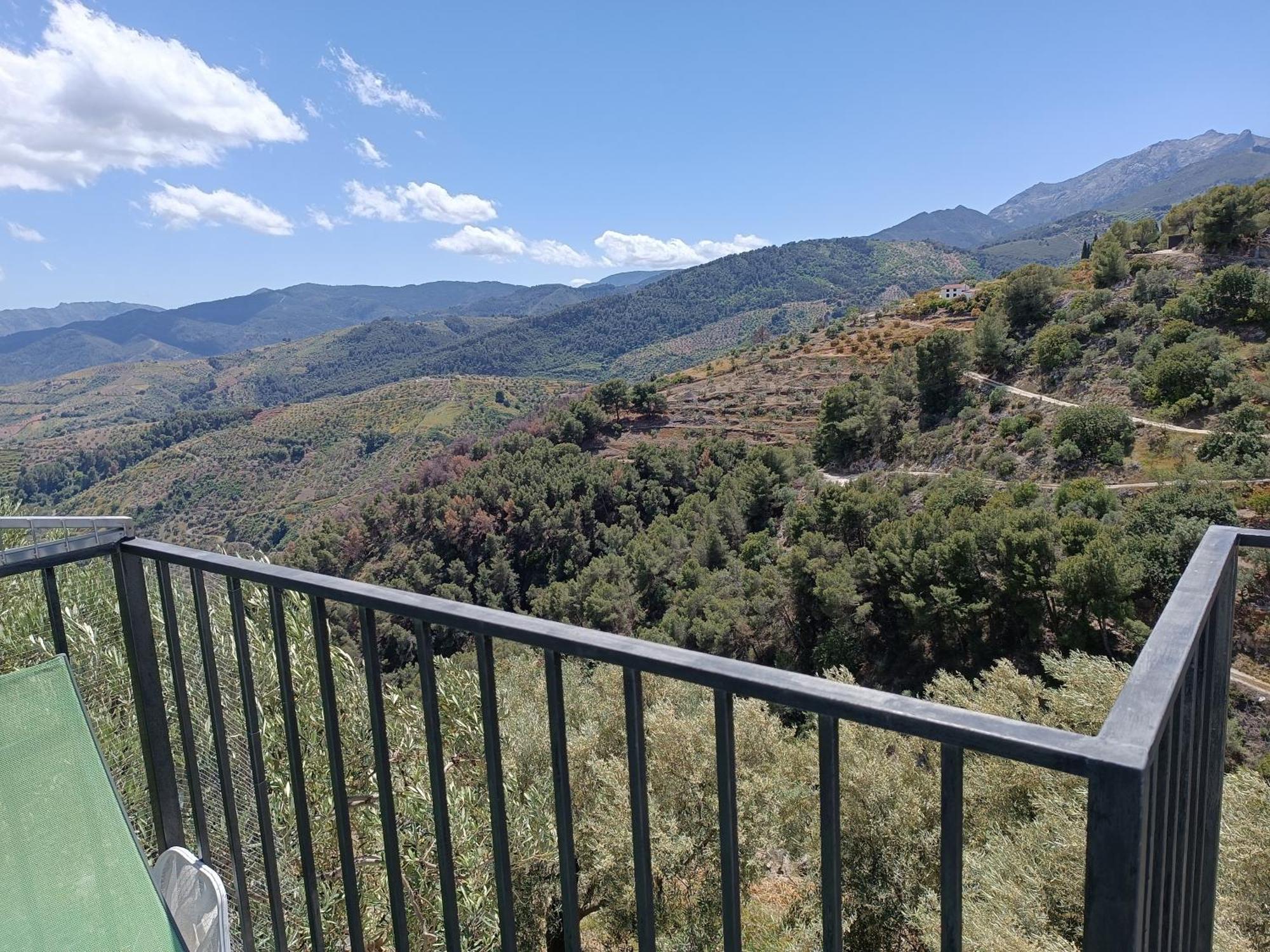 Casa Rural La Revuelta Con Las Mejores Vistas A La Naturaleza Yunquera Екстер'єр фото